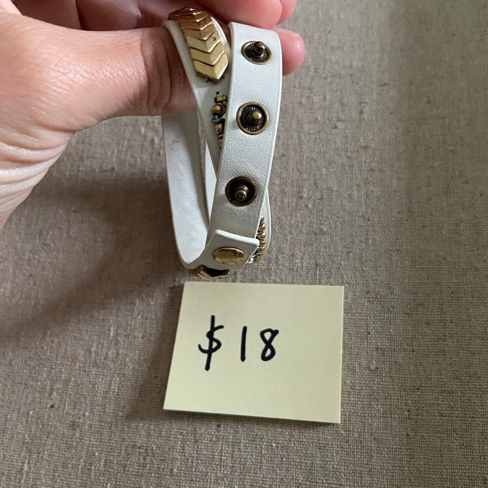 Stella & dot bracelet
